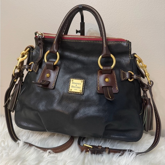 Dooney & Bourke Handbags - Dooney & Bourke Black Leather Satchel